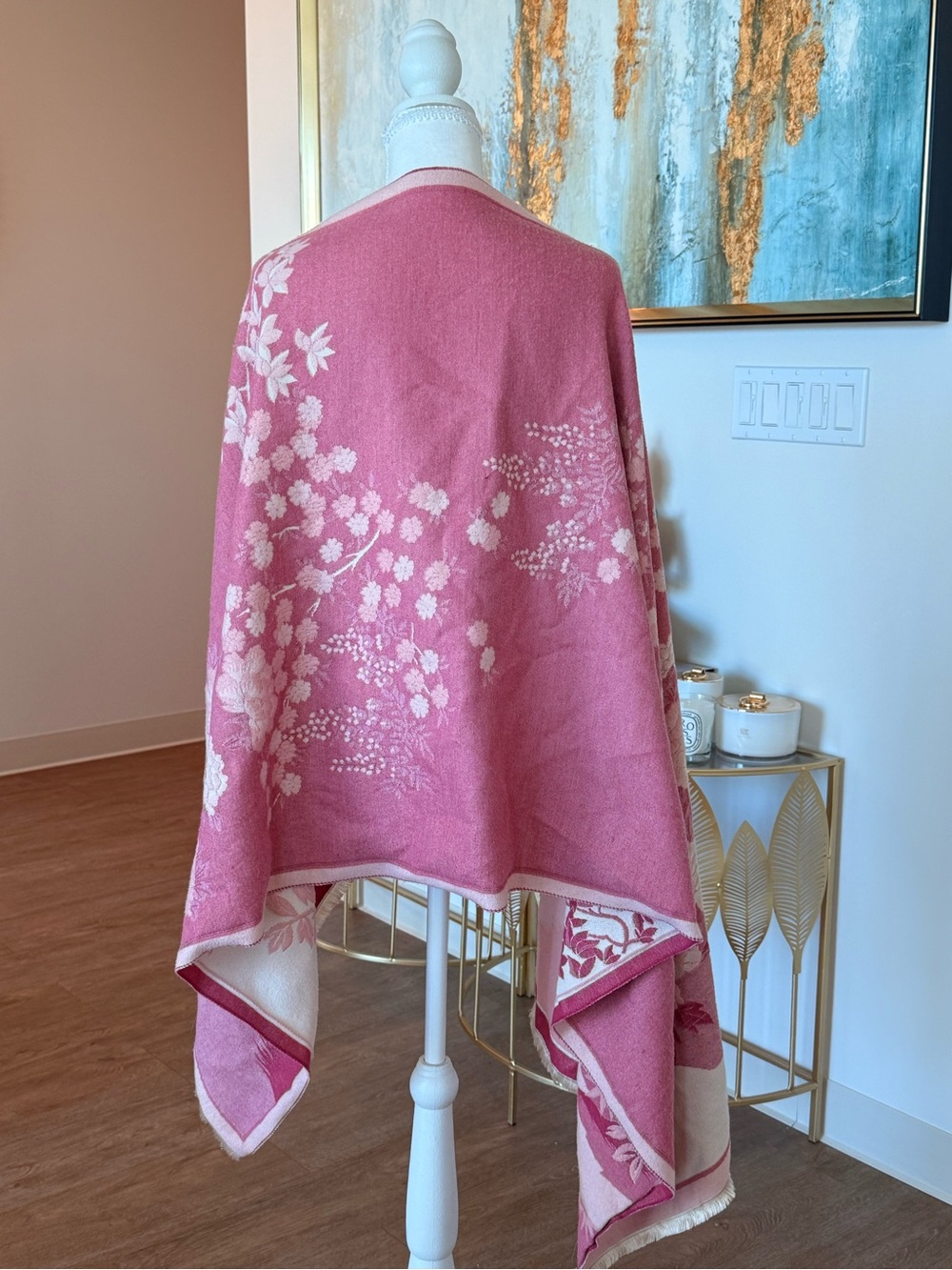 Two oversized winter scarves - Picture 2 of 6